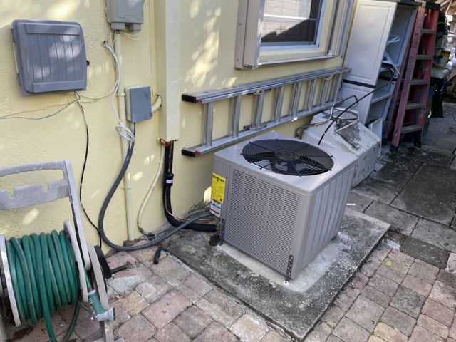 Same-day condenser swap — Old unit out, new unit running before dinner (Wonder Air & Heat, Brevard County FL)